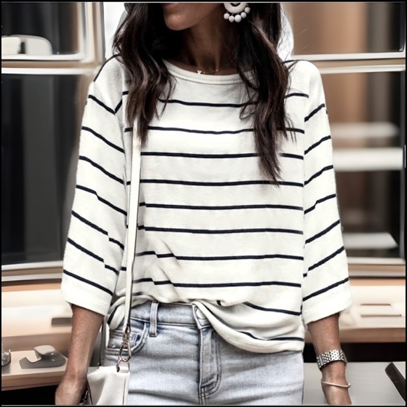 Beautiful Soft White With Black Stripes Looser Fit 3 Quarter Sleeves Dress Shirt - Picture 3 of 6